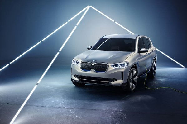 Новый BMW iX3 начнут выпускать в Китае в 2020 году
