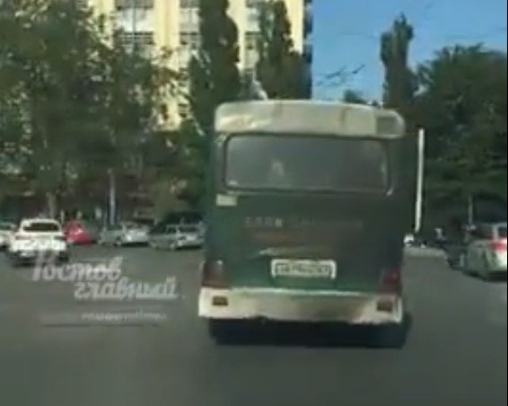 В Ростове маршрутка-вонючка «закоптила» пассажиров
