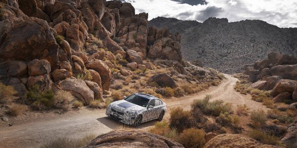 BMW показала фото с испытаний нового 3-Series в Долине Смерти