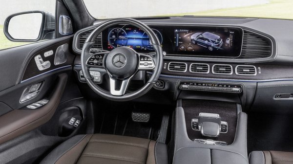 Новый кроссовер Mercedes-Benz GLE появится в России в начале 2019 года