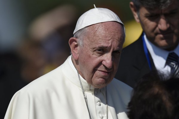 Папа Римский извинился перед молодежью за невнимание к ее проблемам