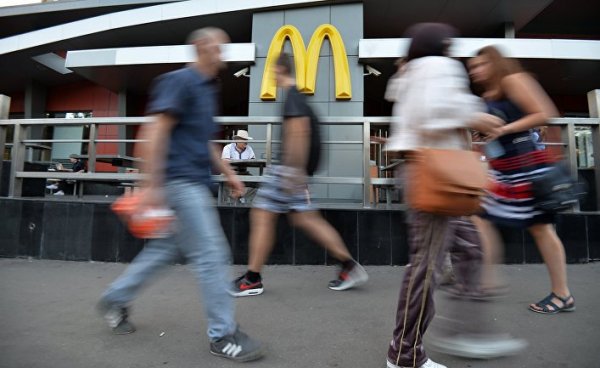 «McDonalds, давай до свидания!»: В Госдуме начали процесс уничтожения сети ресторанов