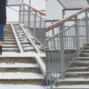 Воронежская модница с голыми ногами прошлась по городу Воронежская модница с голыми ногами прошлась по городу