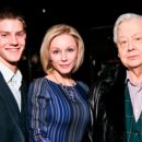 Актриса Марина Зудина ответила на вопрос о свадьбе Табакова-младшего Актриса Марина Зудина ответила на вопрос о свадьбе Табакова-младшего