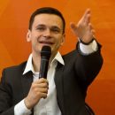Жители Красносельского округа столицы увидели разницу между «виртуальным» политиком и действующим чиновником Жители Красносельского округа столицы увидели разницу между «виртуальным» политиком и действующим чиновником