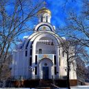 Молодежный «челлендж»: девушка в Ростове плюнула на дверь церкви Молодежный «челлендж»: девушка в Ростове плюнула на дверь церкви