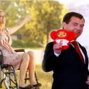 Толерантность к инвалидам возьмет свое начало в детских игрушках и обещаниях Медведева